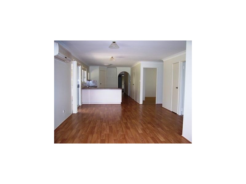 123 Canterbury Drive, Mundoolun QLD 4285