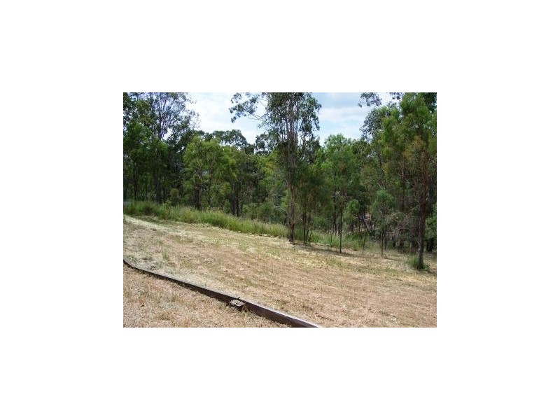 123 Canterbury Drive, Mundoolun QLD 4285