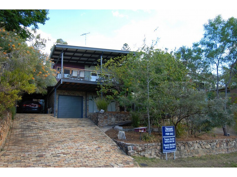 48 Kumbari Crescent, Mitchelton QLD 4053