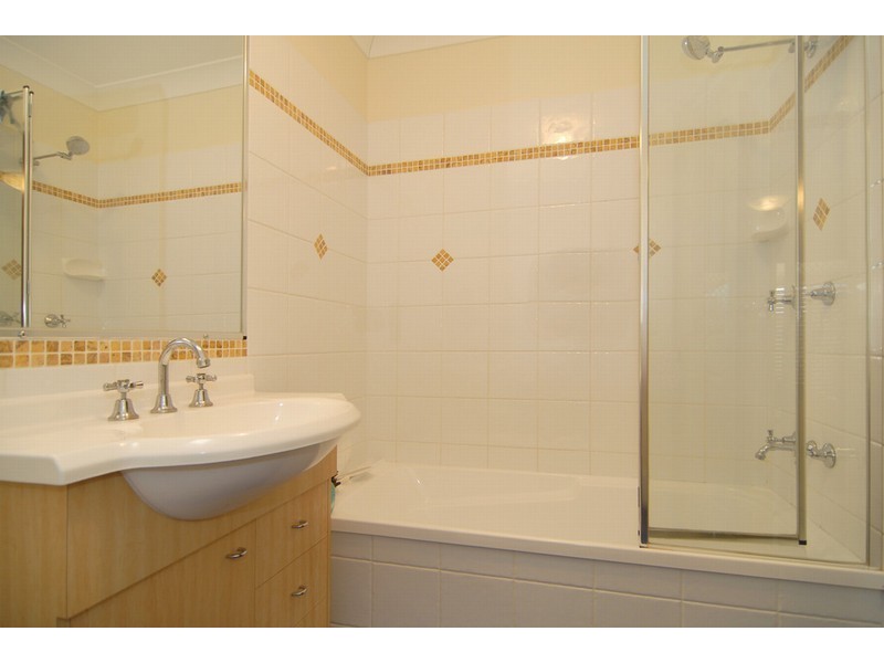 2/16 Denman Street, Alderley QLD 4051