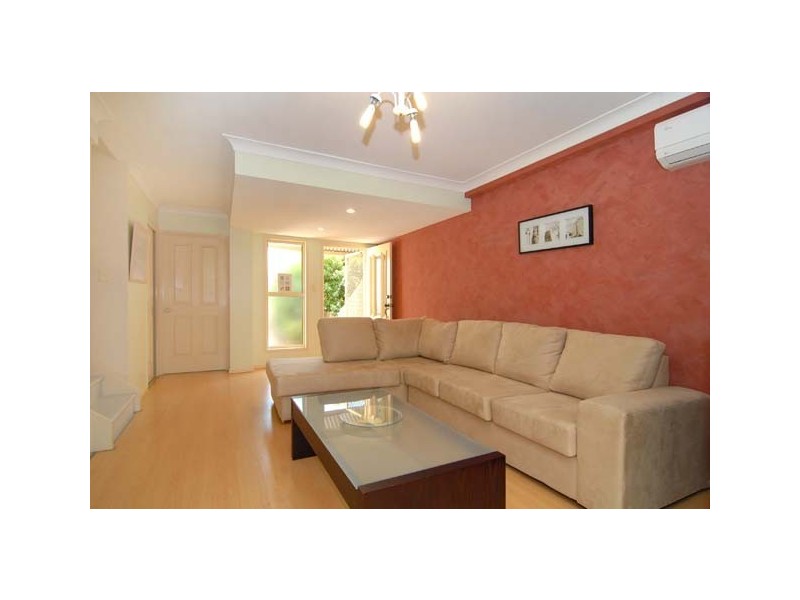 2/27 Howard Street, Gaythorne QLD 4051