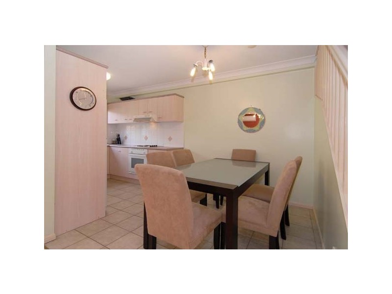 2/27 Howard Street, Gaythorne QLD 4051