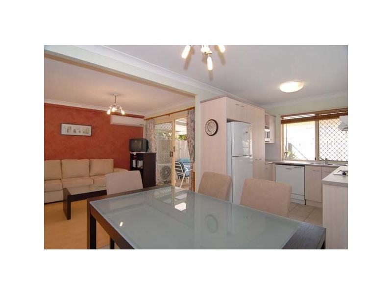 2/27 Howard Street, Gaythorne QLD 4051