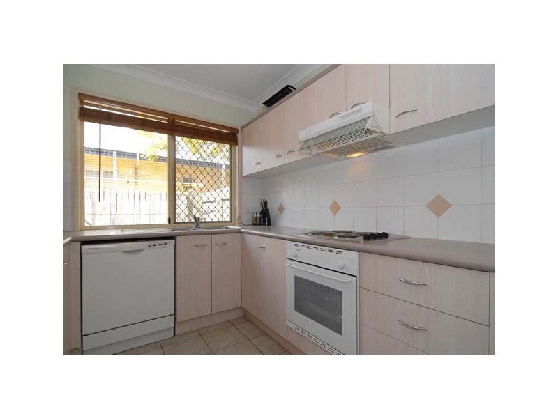 2/27 Howard Street, Gaythorne QLD 4051