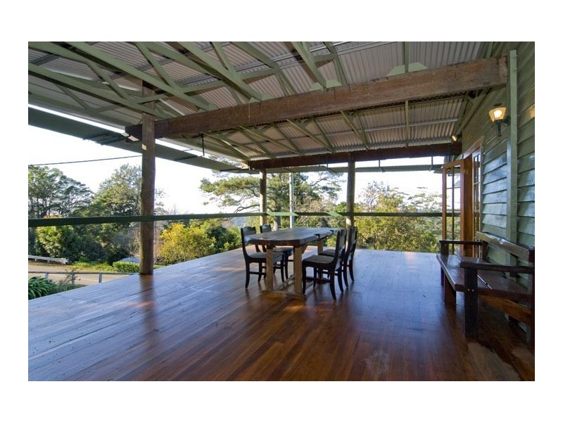 1803 Park View Ave, Mount Glorious QLD 4520