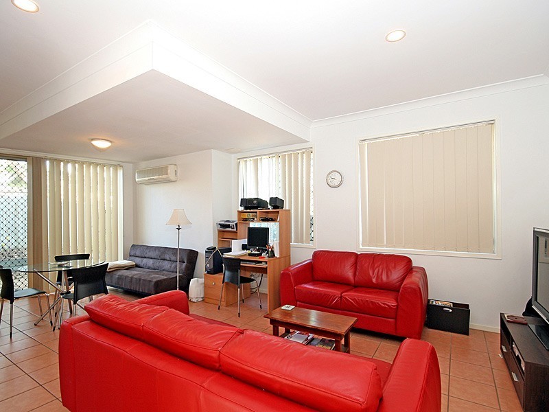 4/108 Glenalva Terrace, Enoggera QLD 4051