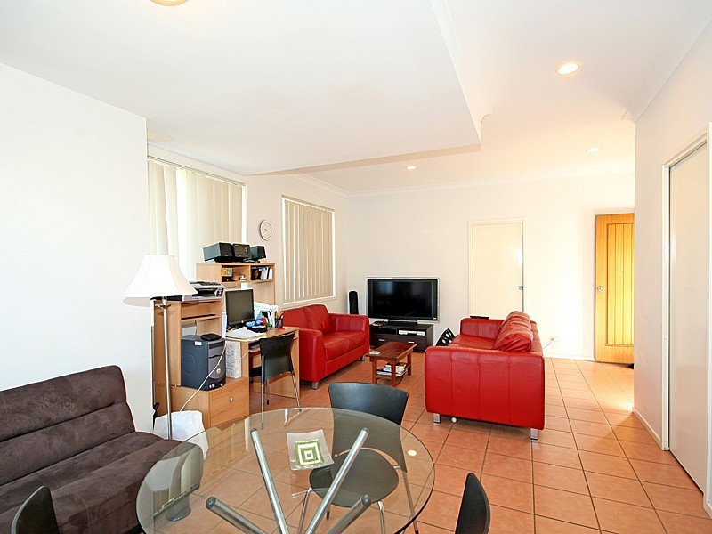 4/108 Glenalva Terrace, Enoggera QLD 4051