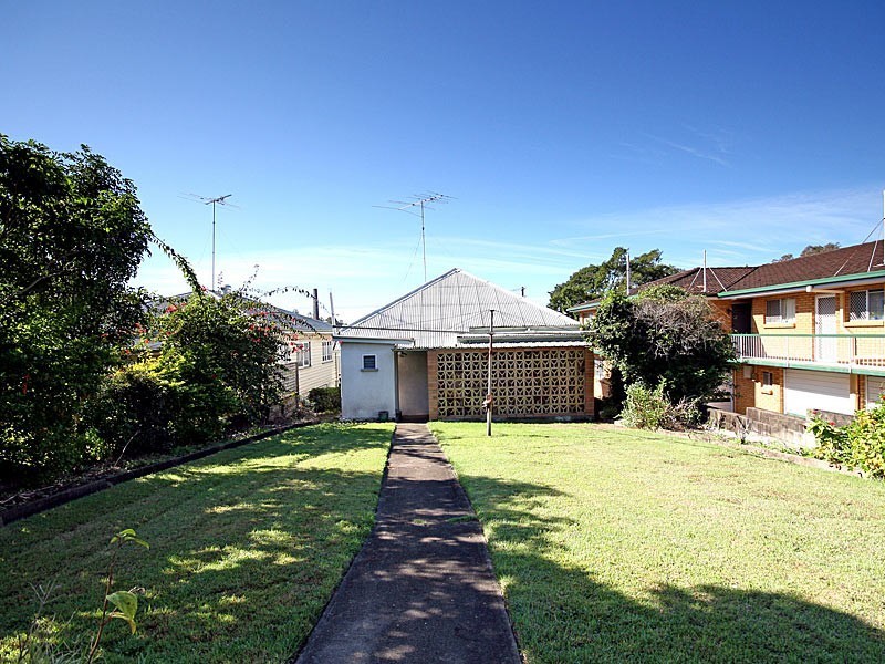 42 Beaufort Street, Alderley QLD 4051