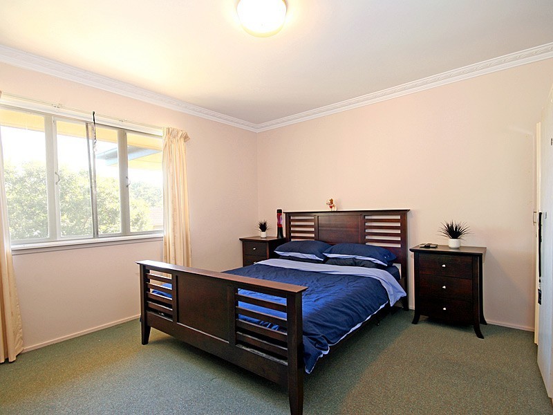 11 Conifer Street, Alderley QLD 4051