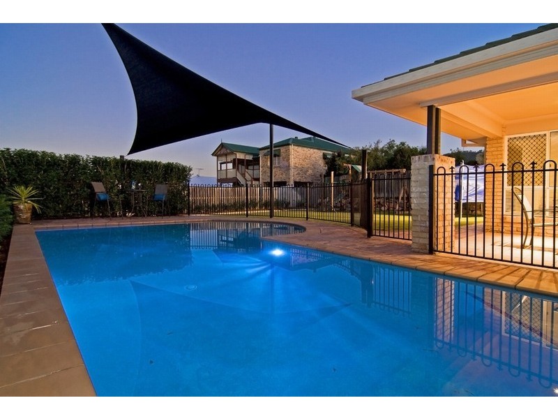 8 Taltarni Circuit, Mitchelton QLD 4053