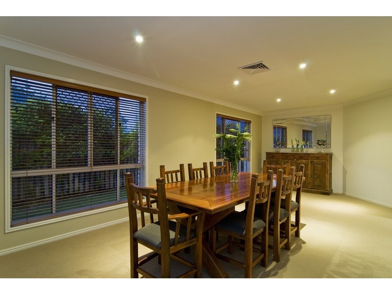 8 Taltarni Circuit, Mitchelton QLD 4053