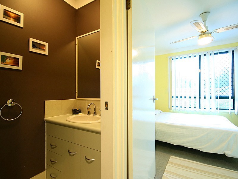 13/60 Warana Street, The Gap QLD 4061