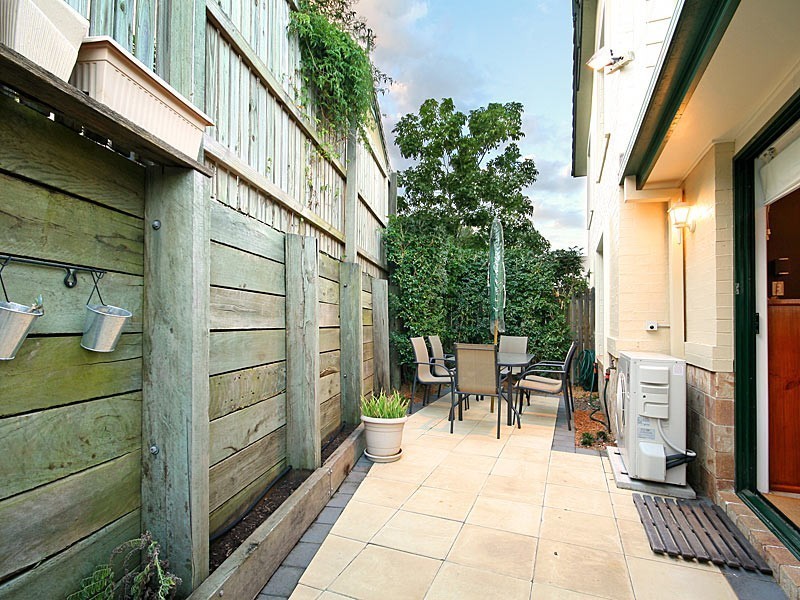 13/60 Warana Street, The Gap QLD 4061