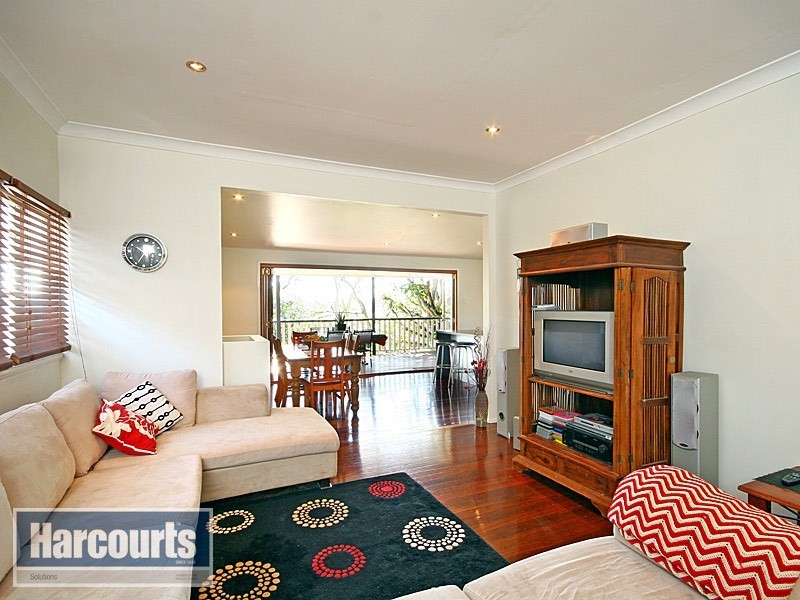 45 Parkview Street, Mitchelton QLD 4053