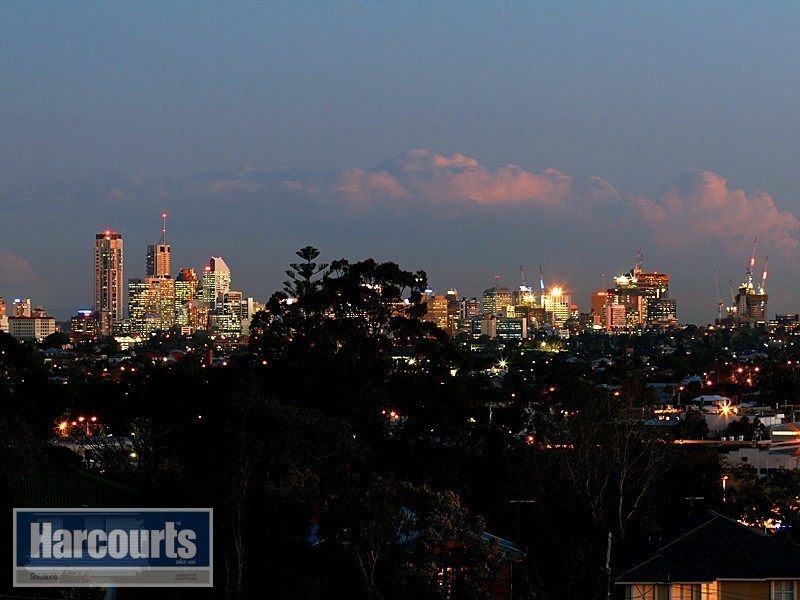 49 Dunedoo Street, Stafford QLD 4053