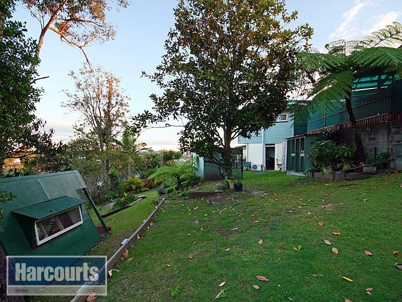 49 Dunedoo Street, Stafford QLD 4053