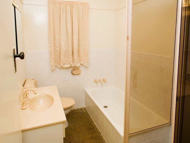 24 Melrick Street, Keperra QLD 4054