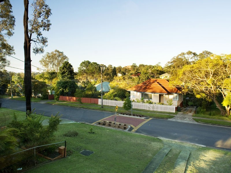 24 Melrick Street, Keperra QLD 4054