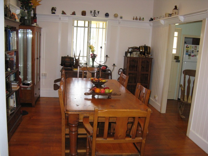 24 Inglis Street, Grange QLD 4051