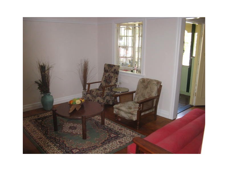 24 Inglis Street, Grange QLD 4051