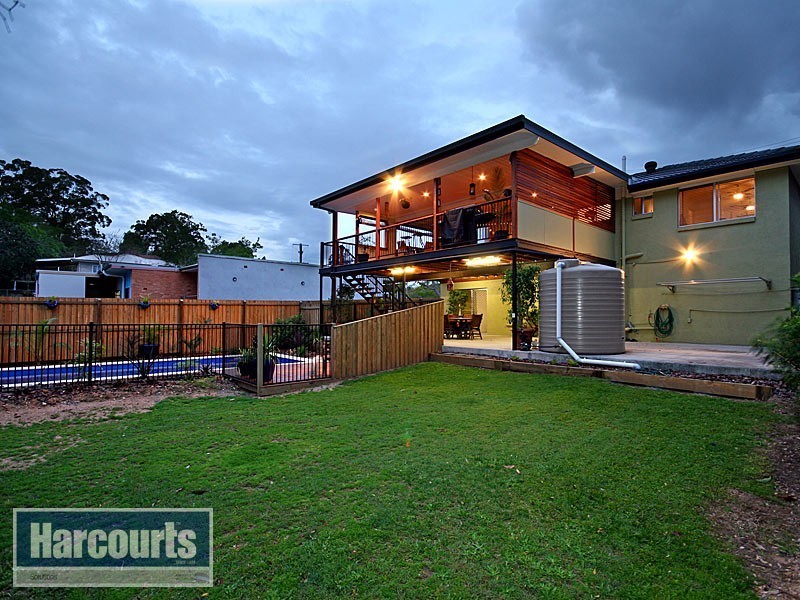 79 Wilgarning Street, Stafford Heights QLD 4053
