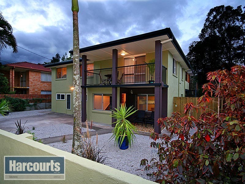 79 Wilgarning Street, Stafford Heights QLD 4053