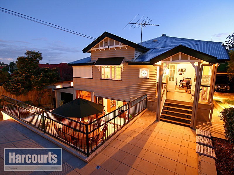 16 Edris Street, Alderley QLD 4051