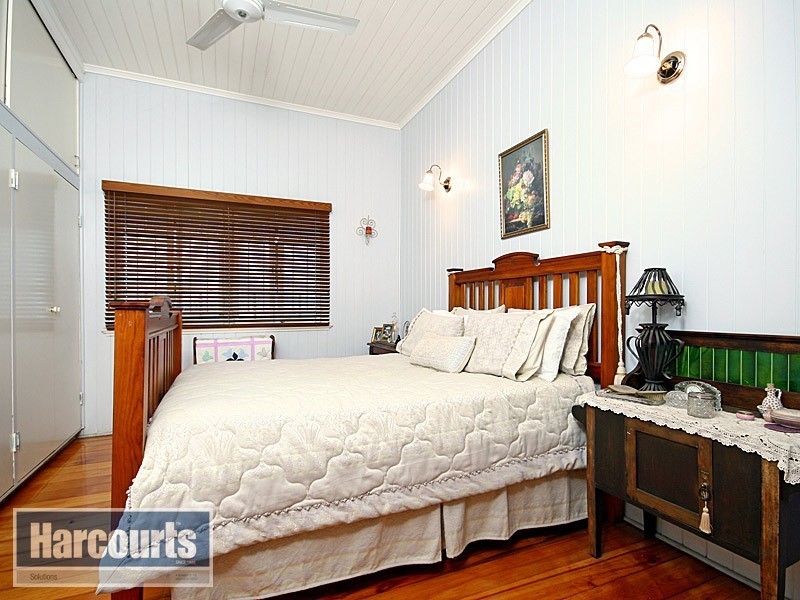 16 Edris Street, Alderley QLD 4051