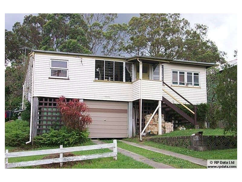 26 Barton Street, Everton Park QLD 4053