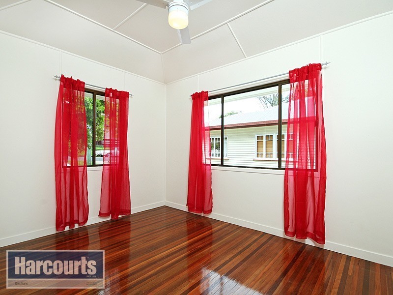 1 Nicholson Street, Mitchelton QLD 4053