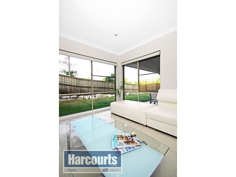 12 Patricia Drive, The Gap QLD 4061
