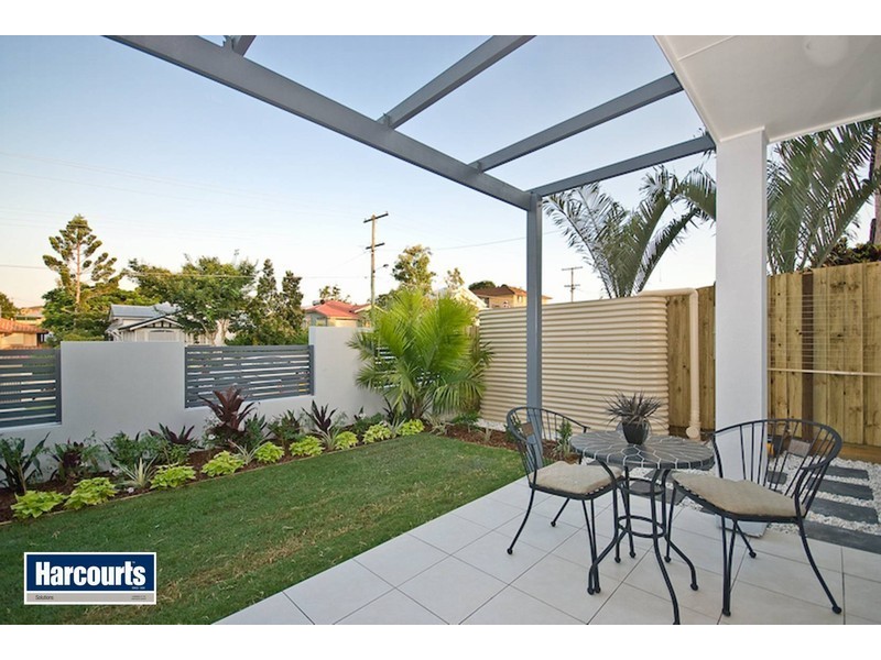 2/15 Burnaby Terrace, Gordon Park QLD 4031