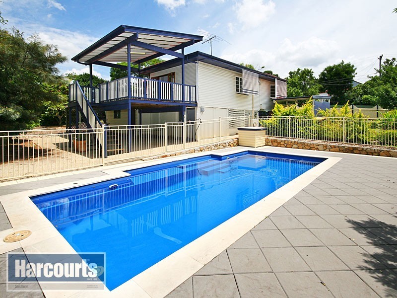 62 Heliopolis Parade, Mitchelton QLD 4053