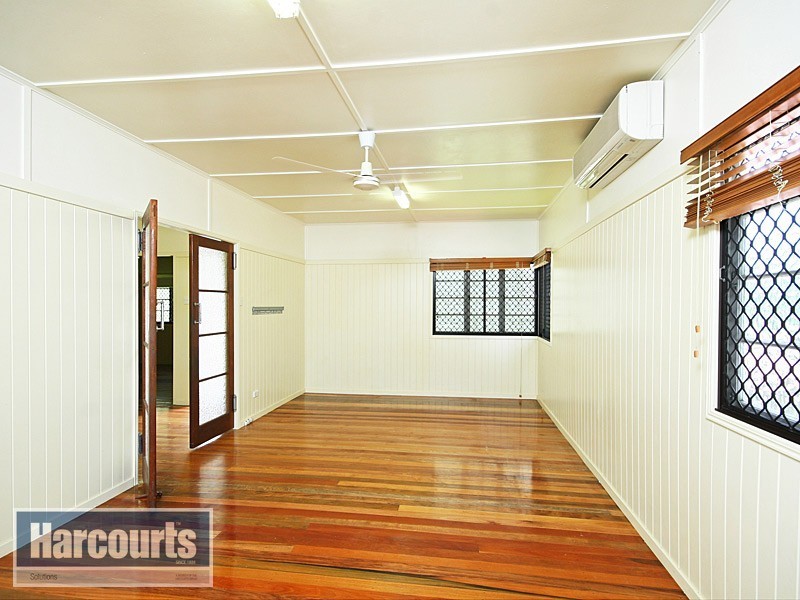 62 Heliopolis Parade, Mitchelton QLD 4053