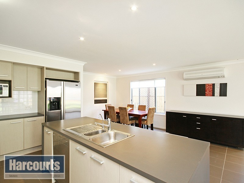 32 Fiat Avenue, Mitchelton QLD 4053