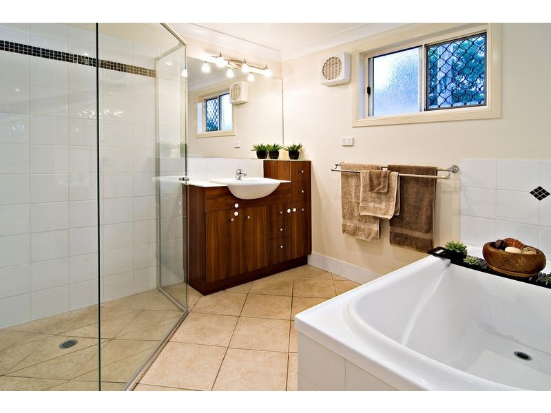 45 Clifford Street, Stafford QLD 4053