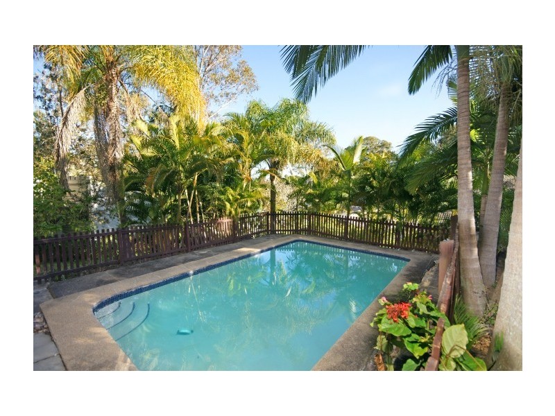 16 Byambee Street, Kenmore QLD 4069