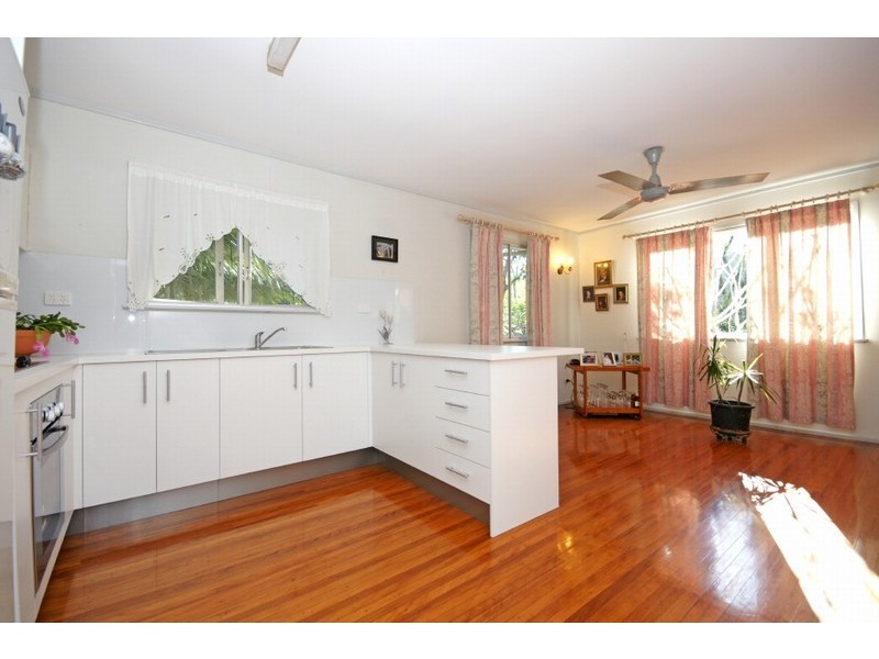 16 Byambee Street, Kenmore QLD 4069