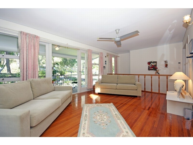 16 Byambee Street, Kenmore QLD 4069