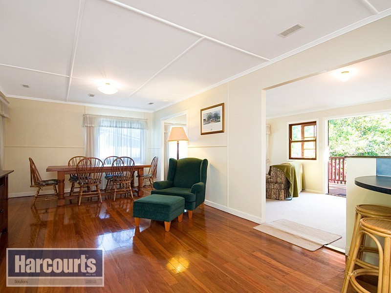 6 Parnoo Street, Mitchelton QLD 4053