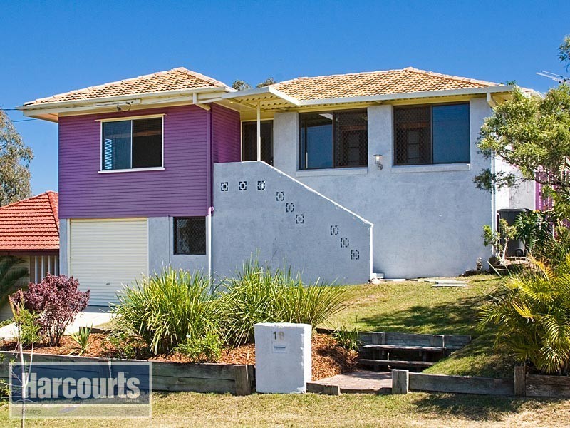 18 Maryland Street, Stafford Heights QLD 4053