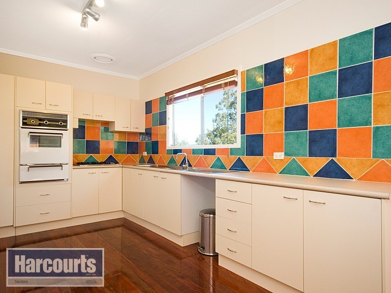 18 Maryland Street, Stafford Heights QLD 4053