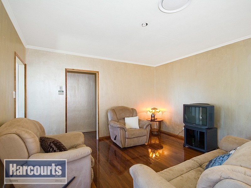 18 Maryland Street, Stafford Heights QLD 4053