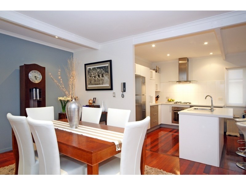 11 Allowrie Street, Stafford QLD 4053