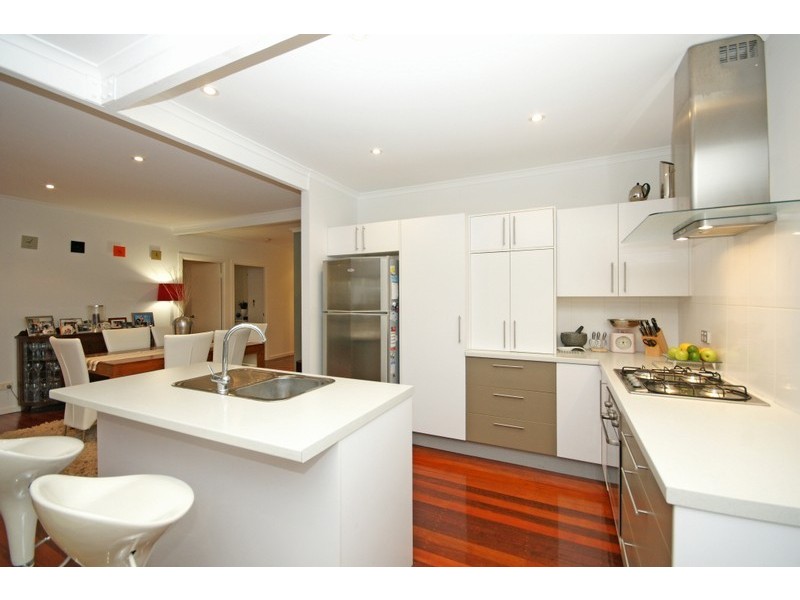 11 Allowrie Street, Stafford QLD 4053