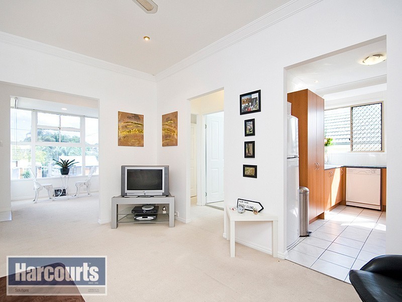 25 Grace Street, Mitchelton QLD 4053