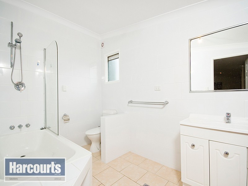 25 Grace Street, Mitchelton QLD 4053