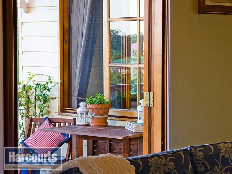 10 Violin Place, Arana Hills QLD 4054