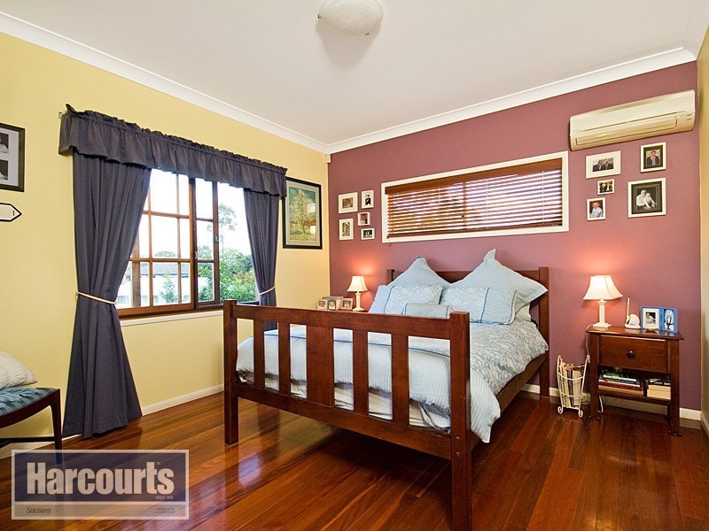 10 Violin Place, Arana Hills QLD 4054