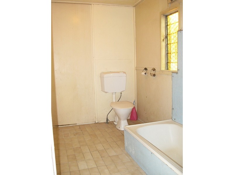 102 Warry Street, Spring Hill QLD 4000